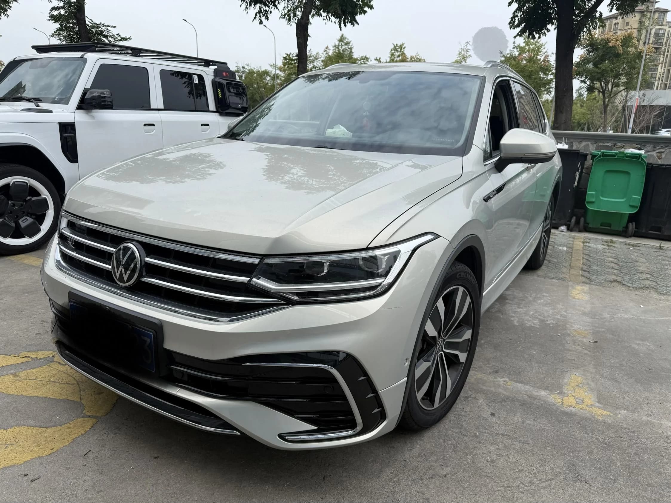 Volkswagen Tiguan L 2022 380TSI Auto AWDR-LineYuexiang7-Seat