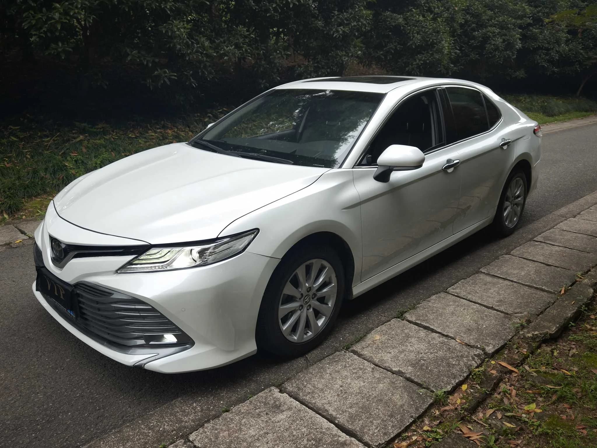 Toyota Camry 2018 2.0G Luxury