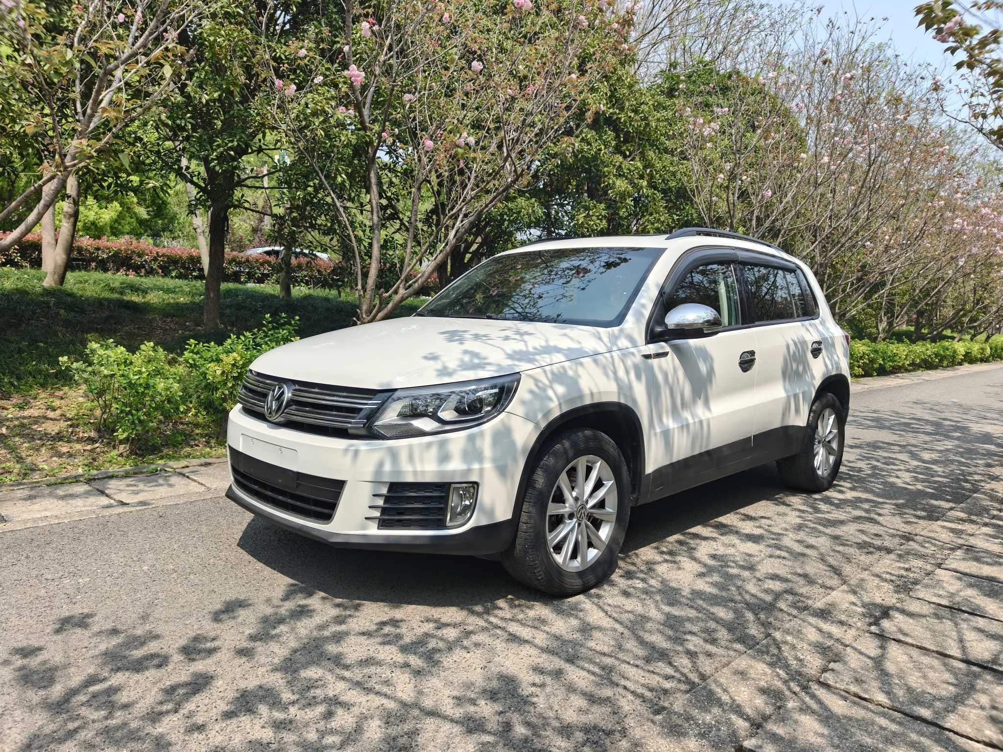 大众 途观 2016款 300TSI 自动四驱风尚视野版