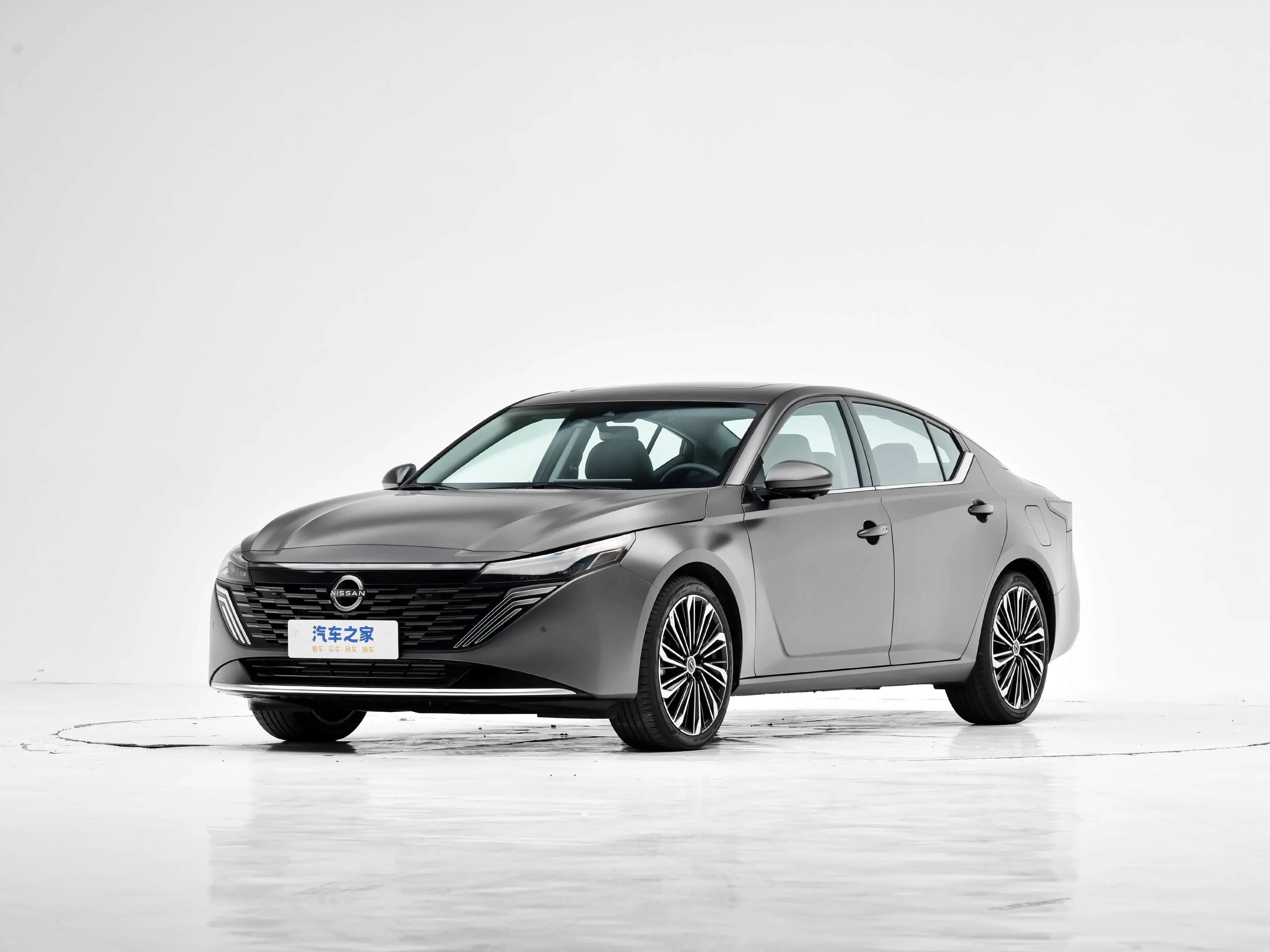 日产 天籁 2026款 鸿蒙座舱 2.0L 舒适版