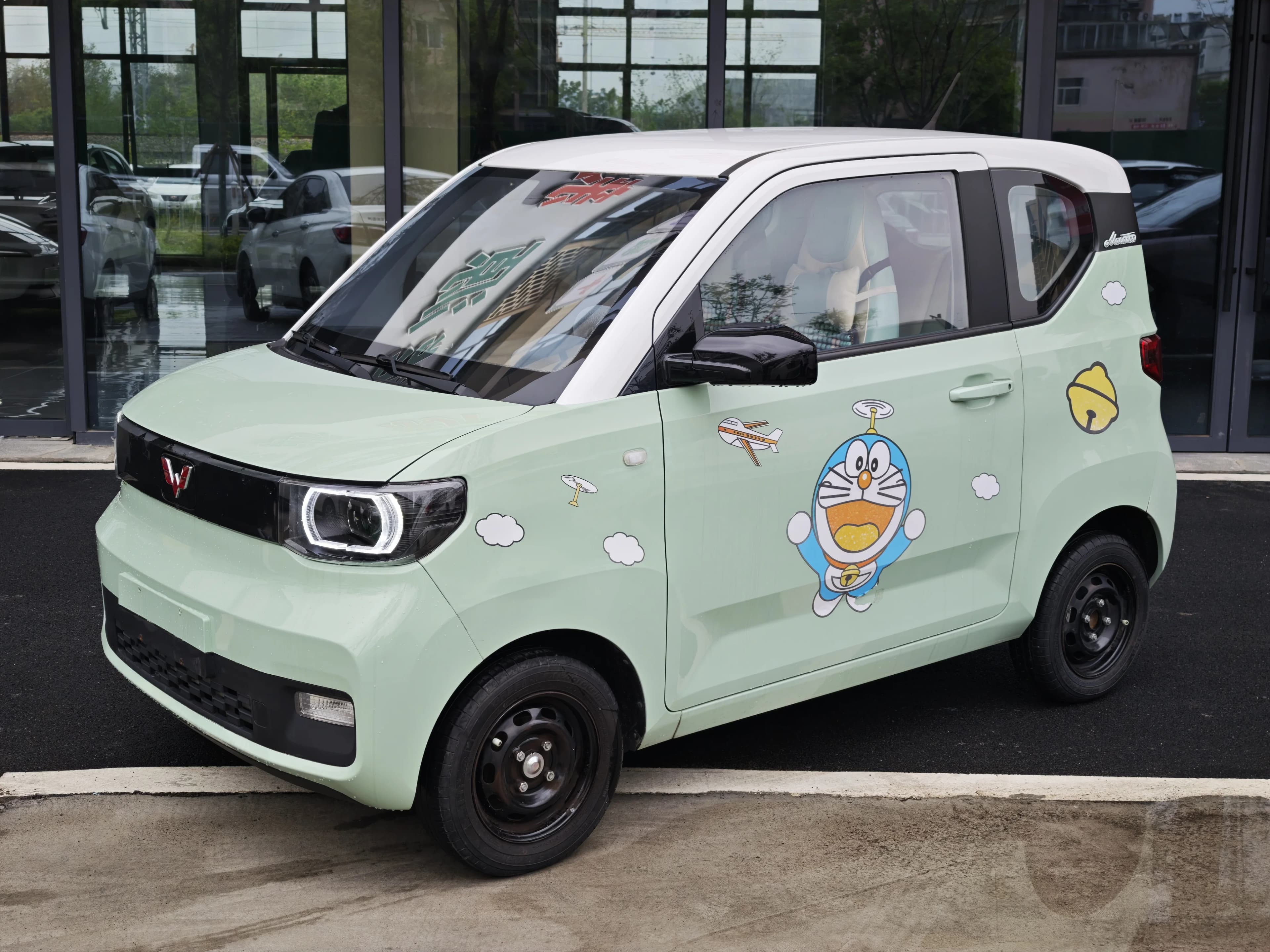 五菱汽车 宏光MINIEV 2021款 宏光MINI EV 马卡龙臻享款 磷酸铁锂