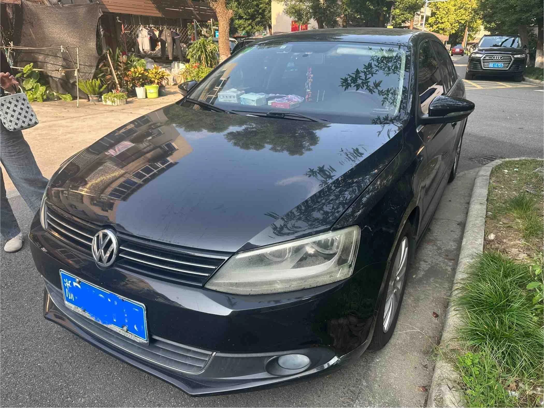 Volkswagen Sagitar 2014 1.6L Auto Comfort