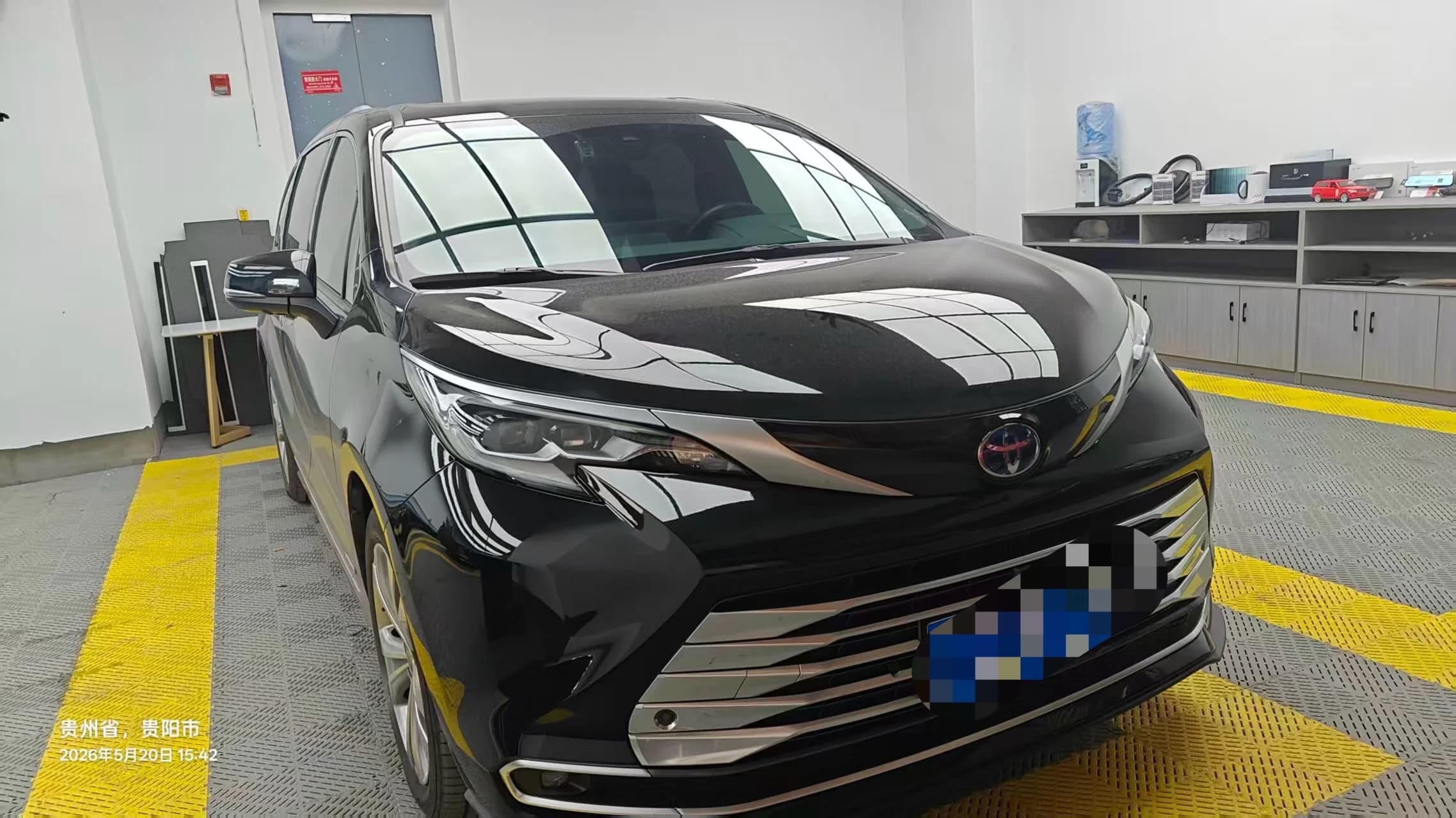 Toyota Sienna 2023 2.5LHybrid Platinum