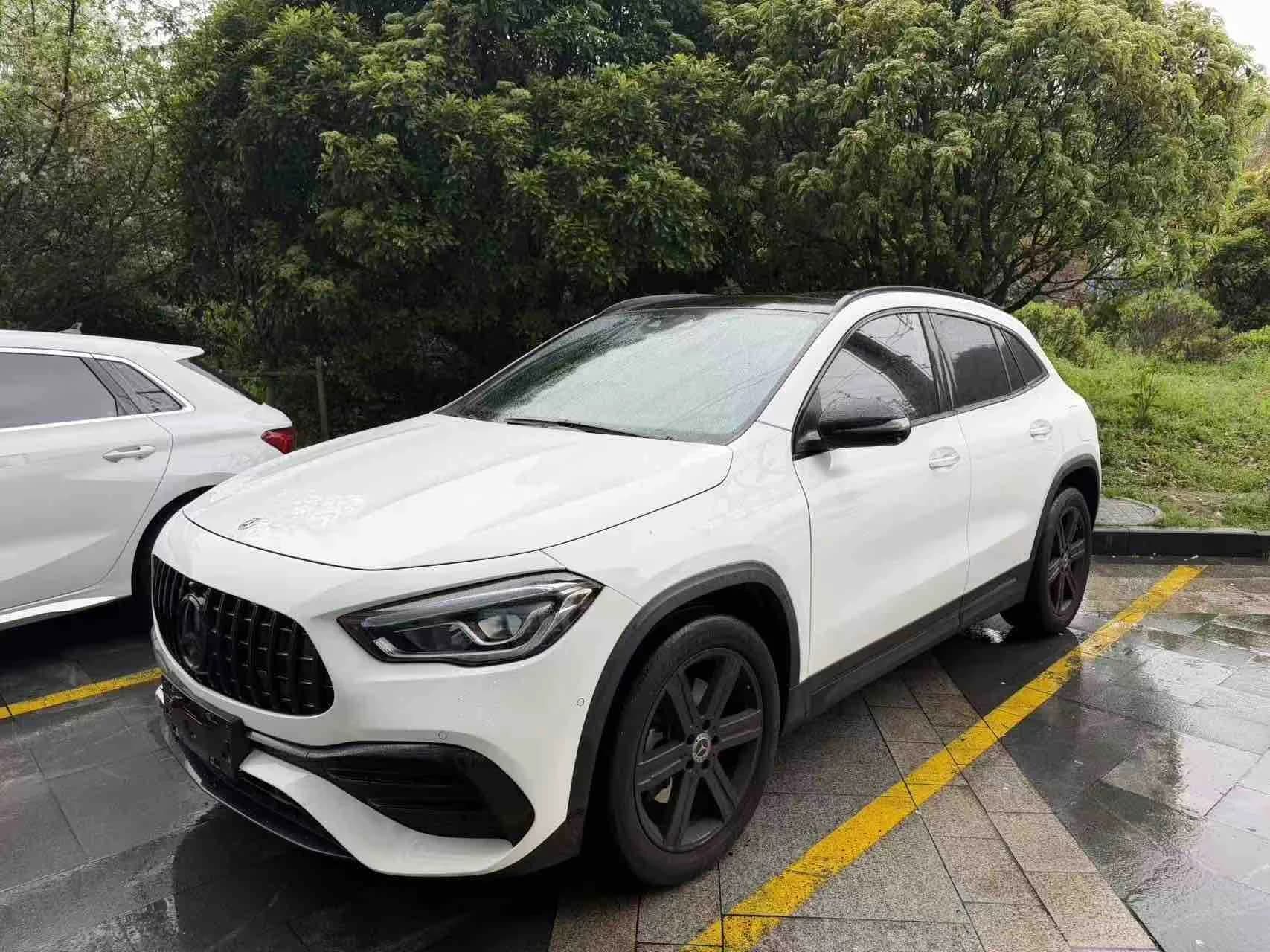 奔驰 GLA 2023款 级 GLA 220 4MATIC