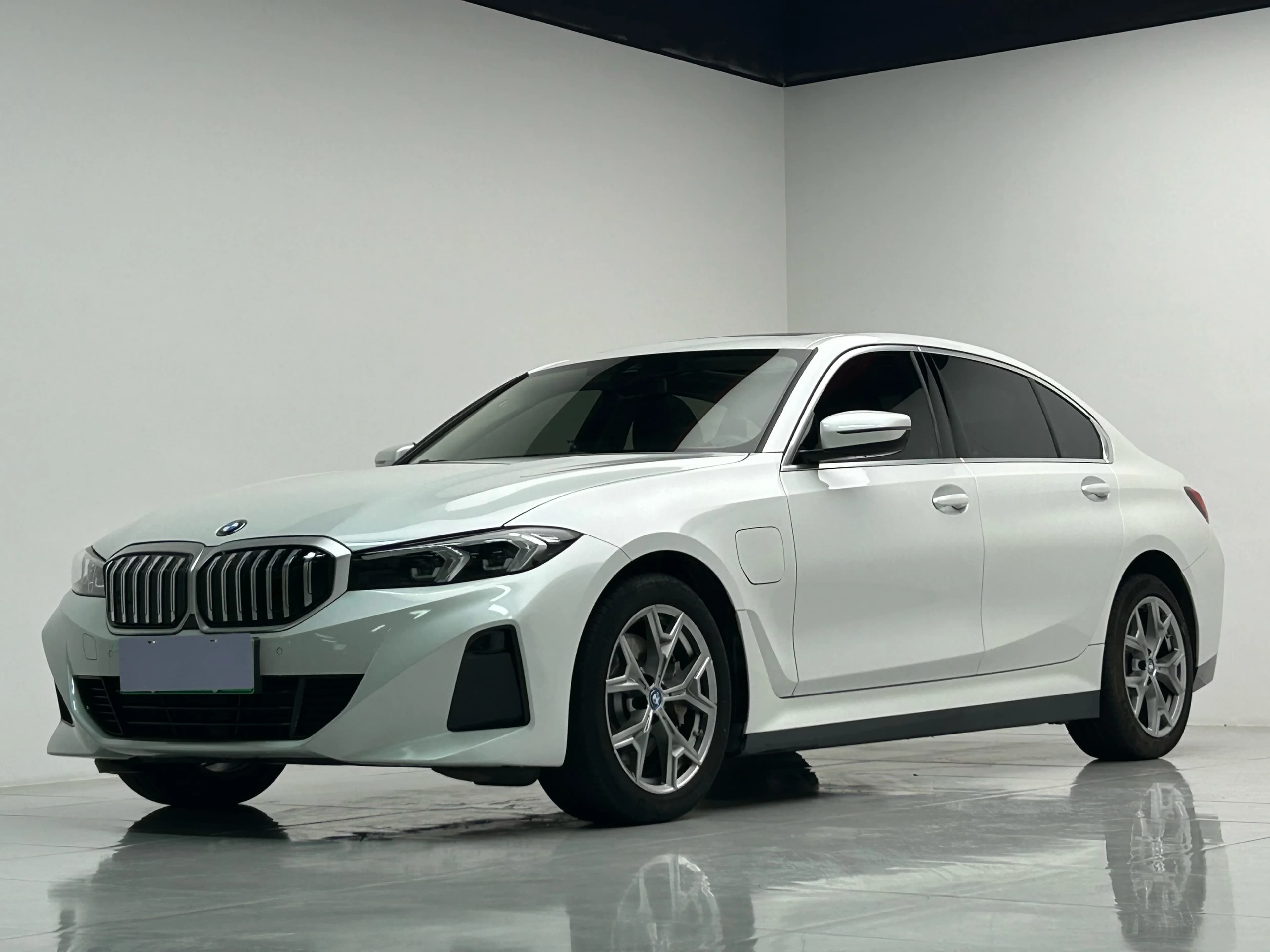 宝马 i3 2022款 eDrive 35 L