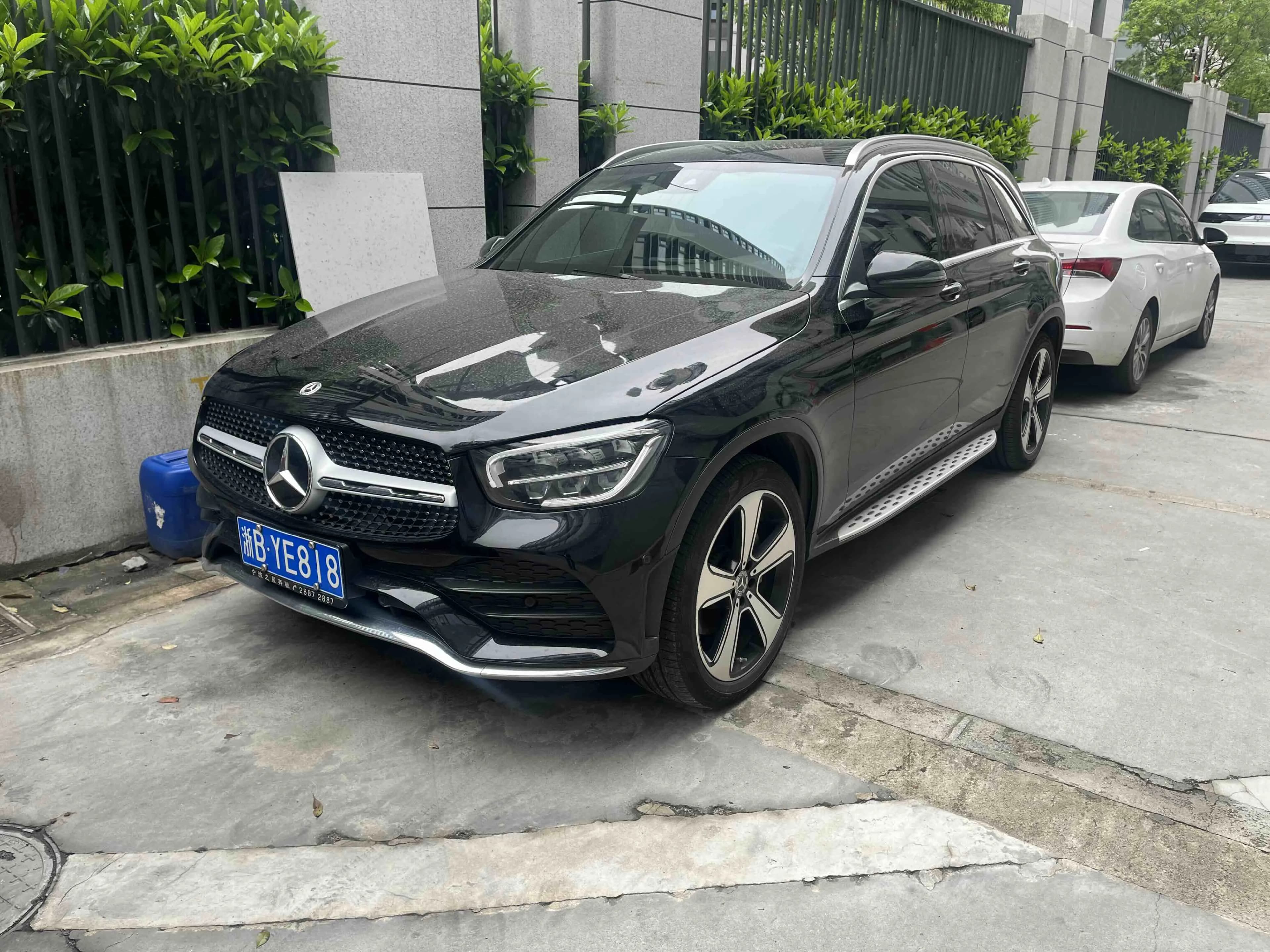 奔驰 GLC 2022款 级 GLC 300 L 4MATIC 动感型臻藏版