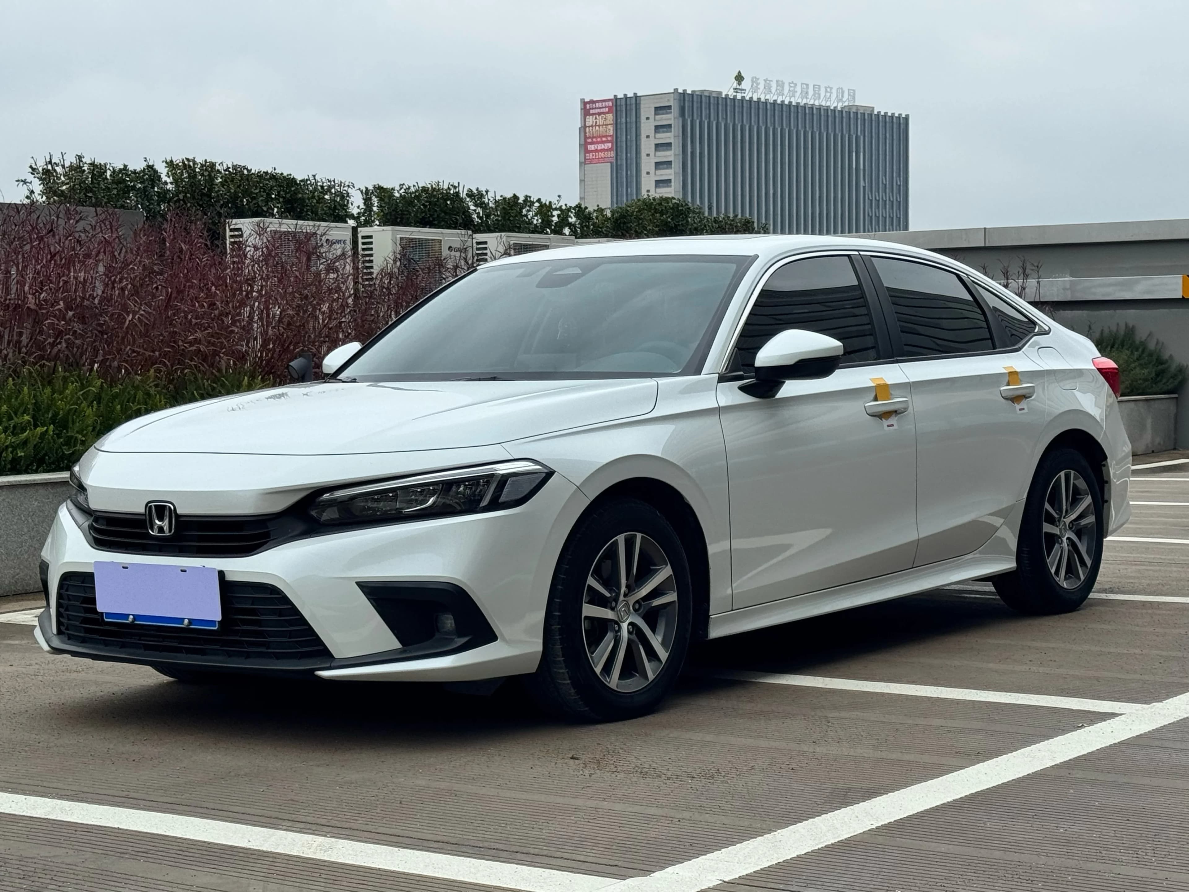 本田 思域 2023款 240TURBO CVT劲势版