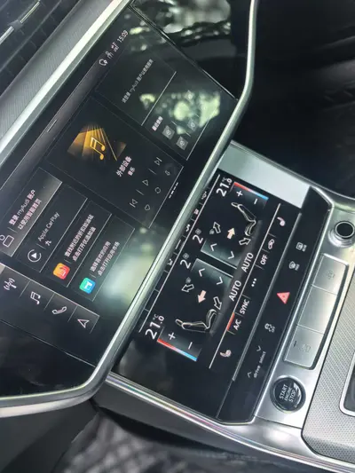 Audi A7 2023 45 TFSI Premium Select
