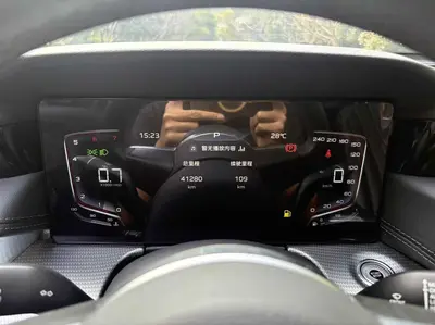Hongqi H5 2024 1.5T DCT Zhilian Qiyun