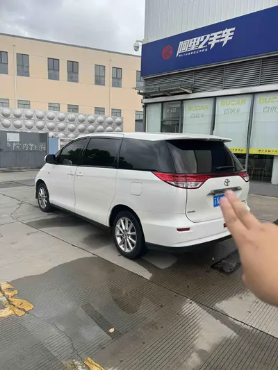 Toyota 普瑞维亚 2019 2.4L 7-Seat(Middle East)