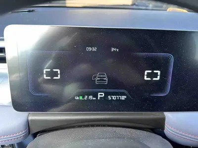 Geometry E 2023 401KM Linglong Hu 5-Seat