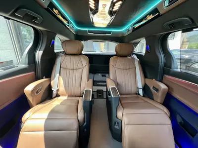 Toyota Granvia 2024 2.5LHybrid Comfort
