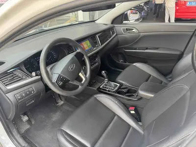 Hyundai 名图 2017 1.8L AutoSmartGLS