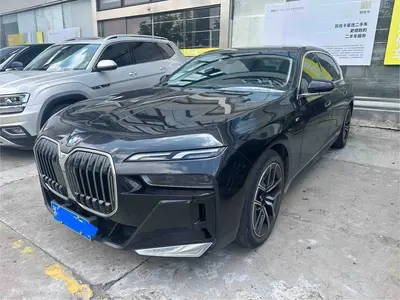 BMW 7 Series 2023 735Li MM Sport