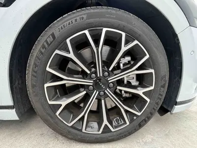 Zeekr 007 2025 AWDSmart Drive 75kWh