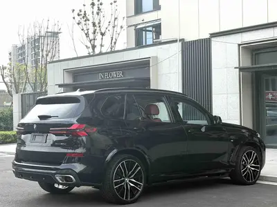 BMW X5 2025 xDrive 30Li PrestigeMM Sport Night