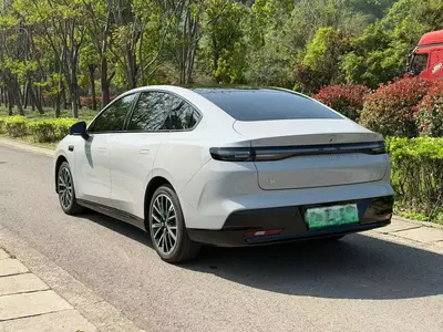 Leapmotor 零跑B01 2025 650Joy