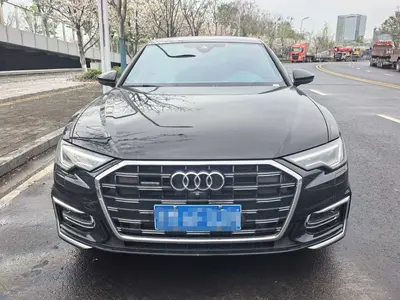 奥迪 A6L 2025款 改款 45 TFSI quattro 臻选动感型