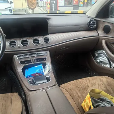 Mercedes-Benz E-Class 2019 E 300 L Fashion